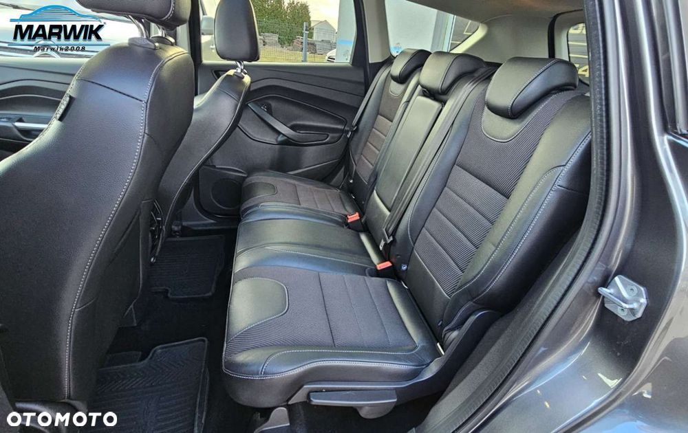 Ford Kuga - 17