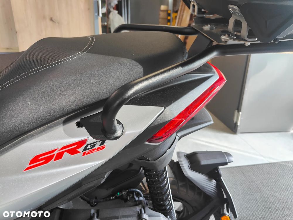 Aprilia SR - 10
