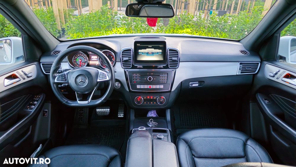 Mercedes-Benz GLE 350 d 4MATIC - 9