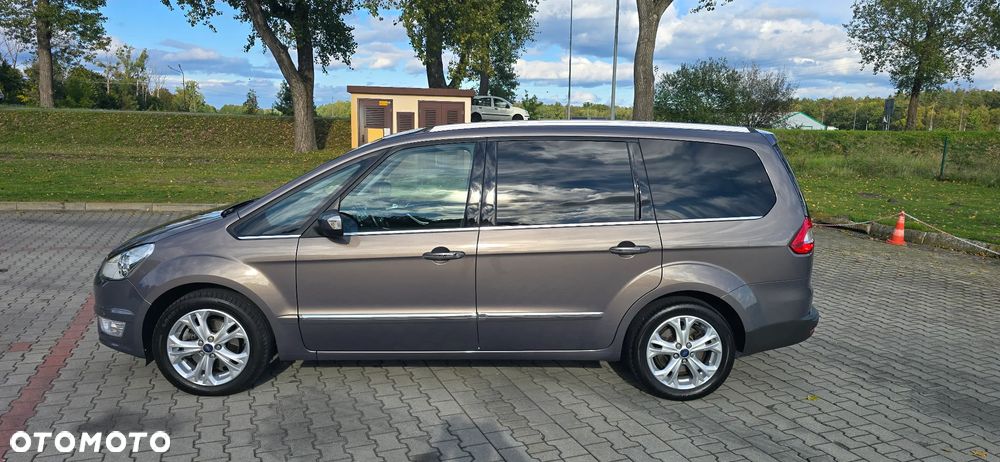 Ford Galaxy - 8
