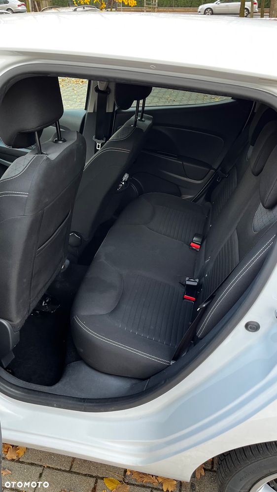 Renault Clio - 7