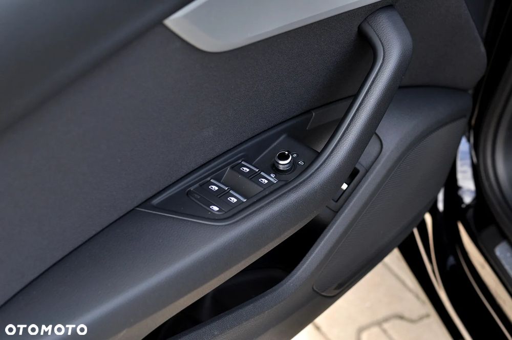 Audi A4 Limousine 35 TFSI mHEV Advanced S tronic - 21
