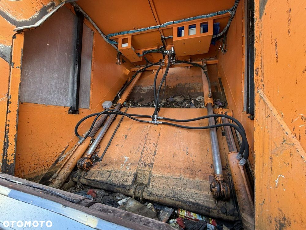 DAF LF 55.300 Śmieciarka Komunal Partner KP 16V Mały Przebieg - 25