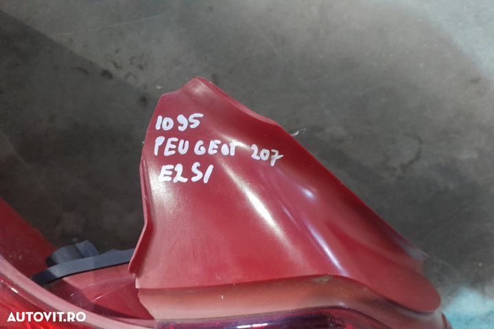 Lampa / Tripla stop stanga pe aripa 9680158080-02 9680158080-02 Peuge - 2