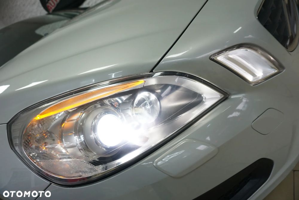 Volvo V60 D4 Geartronic Momentum - 12