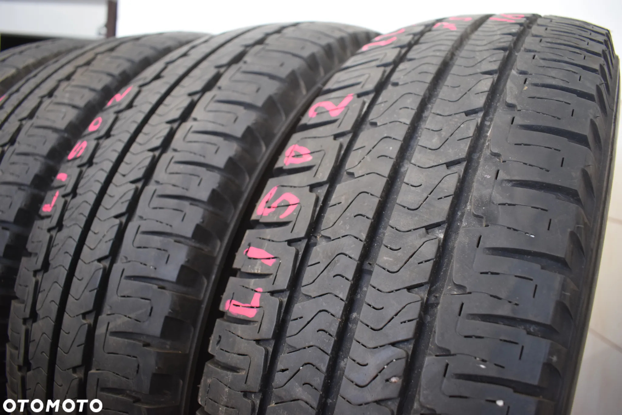 R16C 225/75 Michelin Agilis Camping Cena za komplet - 3