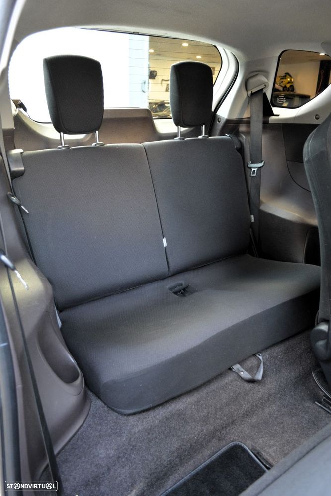 Toyota iQ 1.0 VVT-i Essential+AC - 26