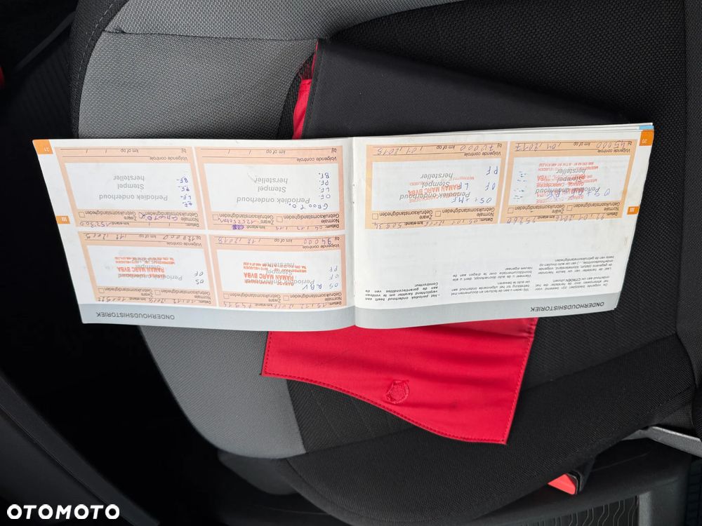 Citroën C4 Picasso e-HDi 115 Attraction - 30