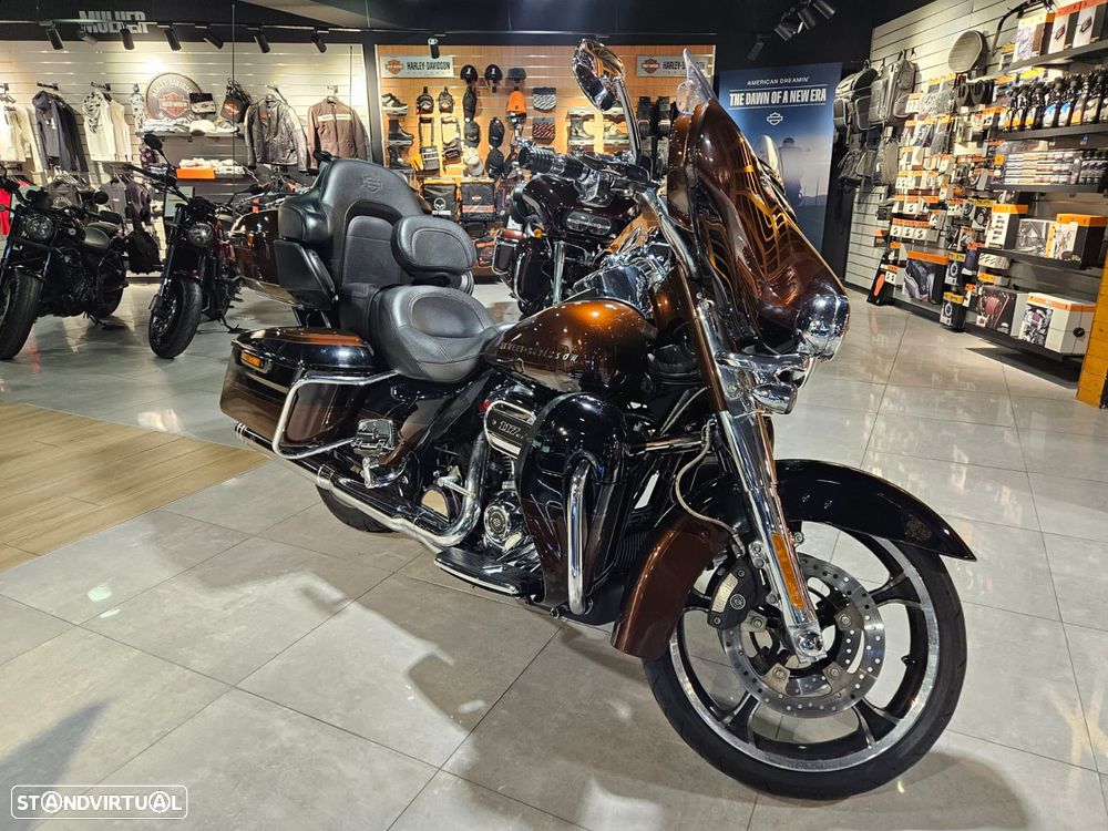 Harley-Davidson Ultra Limited CVO - 4