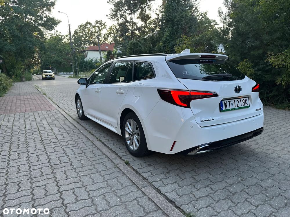Toyota Corolla 1.8 Hybrid Comfort - 7
