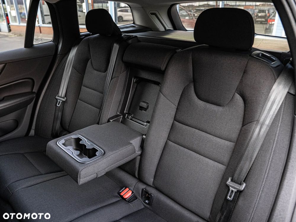 Volvo V60 B3 B Geartronic Momentum - 29