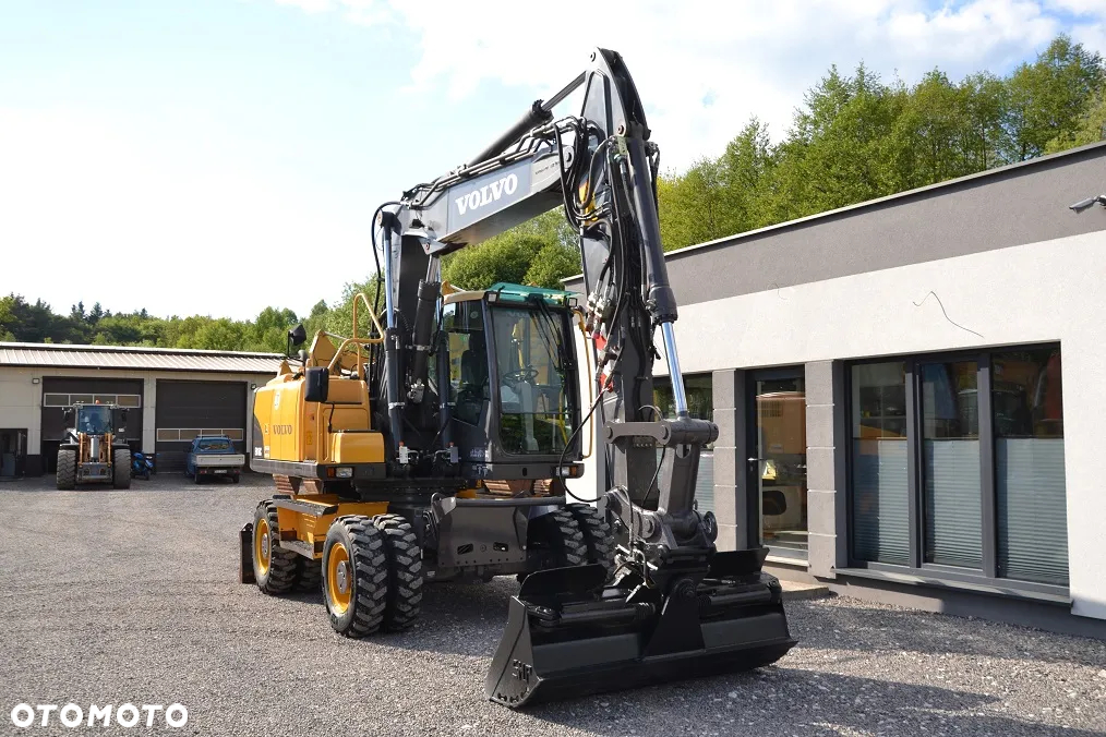 Volvo EW 160 C - 16
