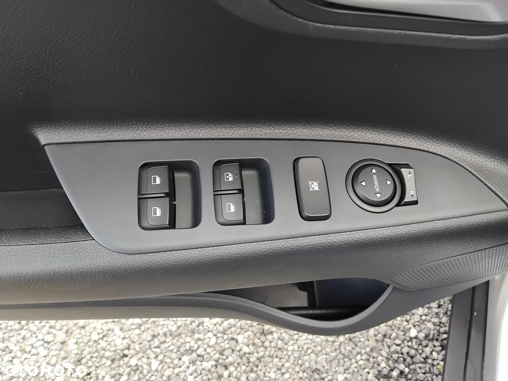 Kia Stonic 1.0 T-GDI M - 17