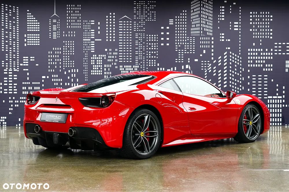 Ferrari 488 - 6