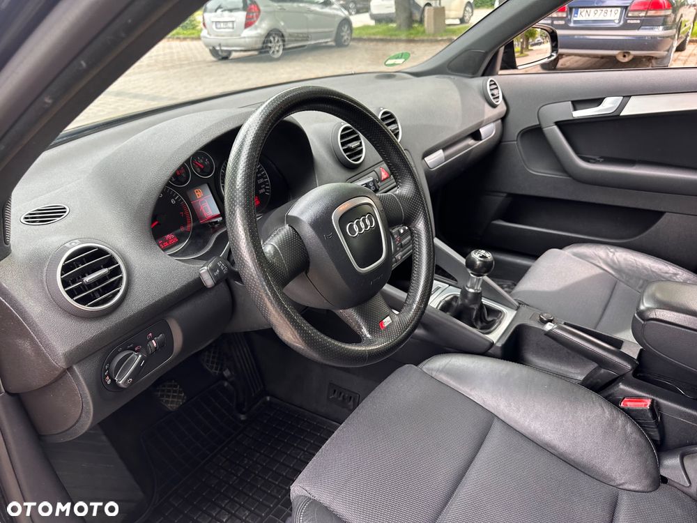 Audi A3 Sportback 1.6 S line Sportpaket (plus) - 14