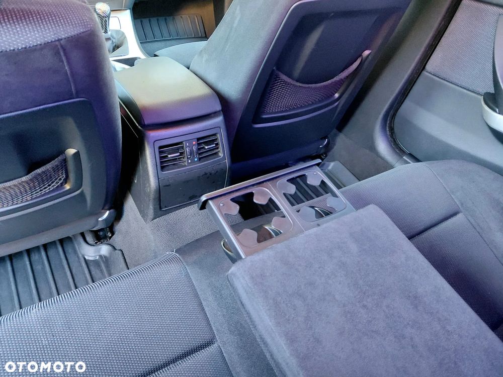 BMW Seria 3 318i - 29