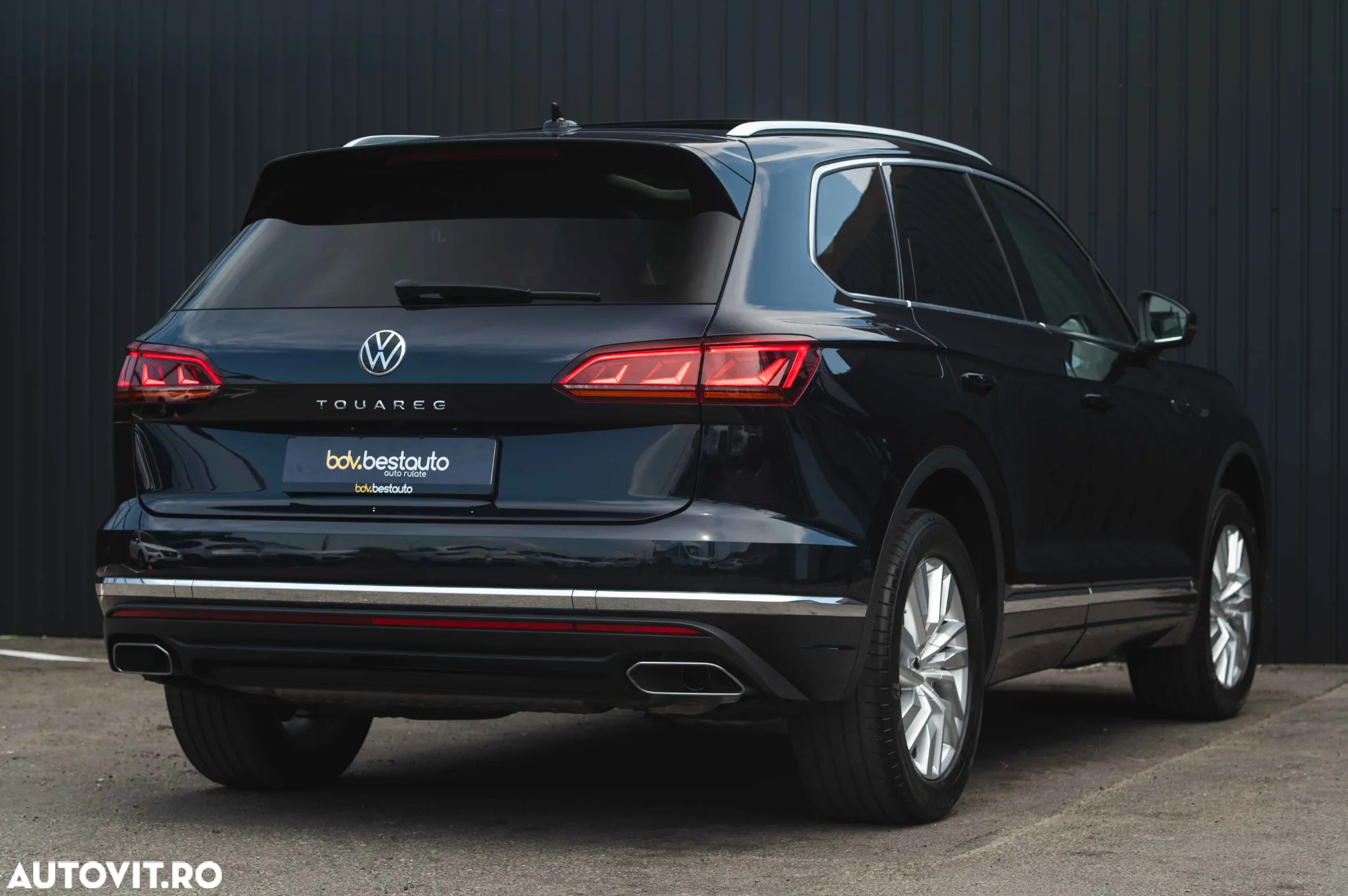 Volkswagen Touareg V6 TDI 4MOTION Elegance - 5