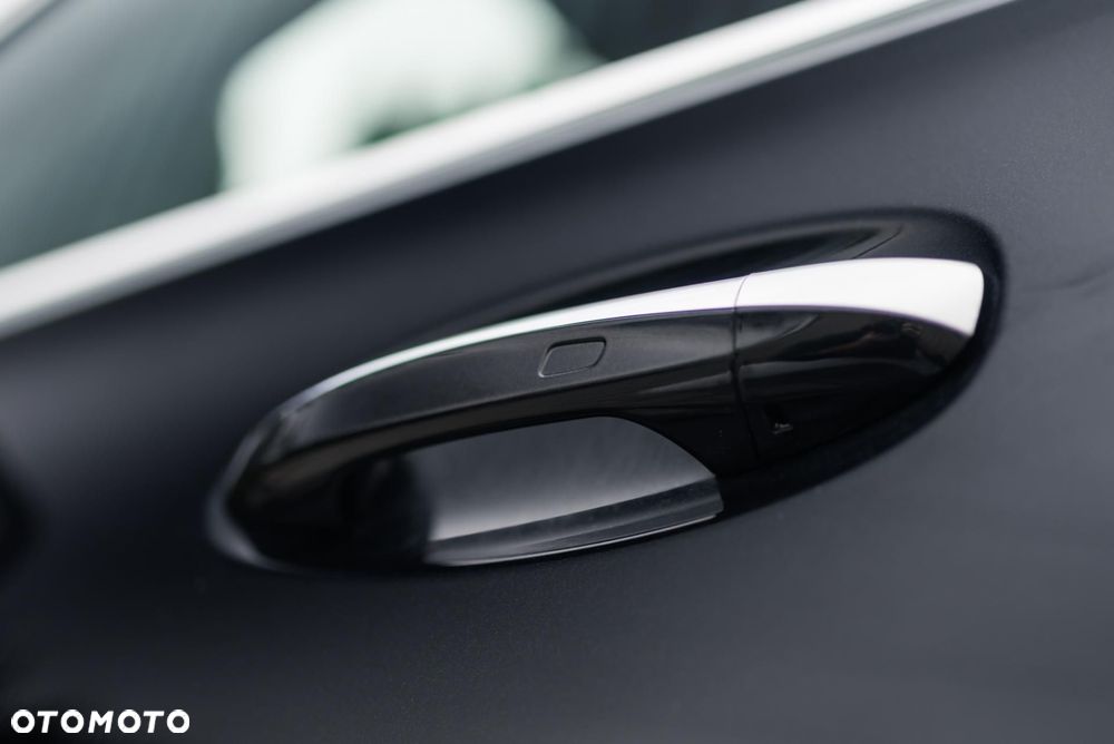 Mercedes-Benz GLS - 40