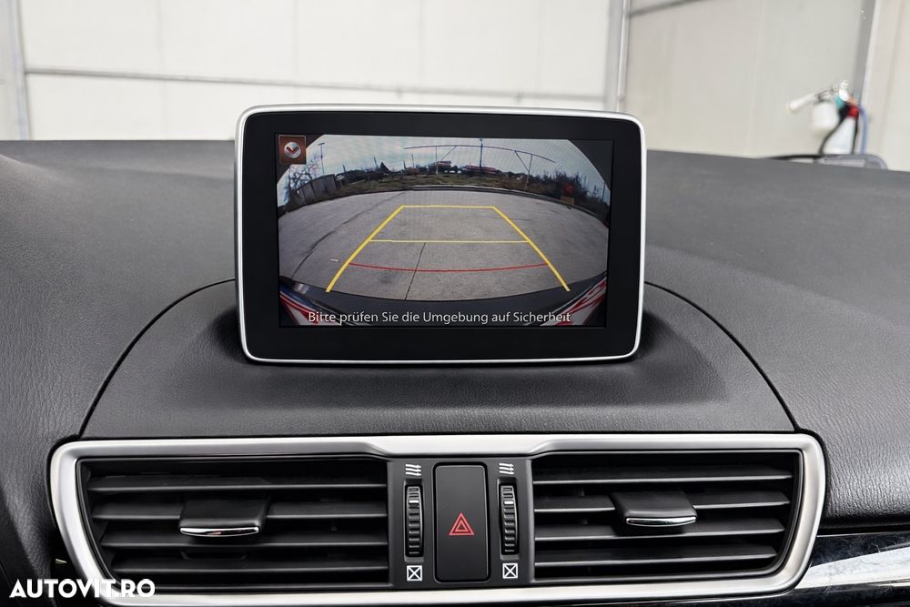 Mazda 3 SKYACTIV-G 120 NAKAMA - 13