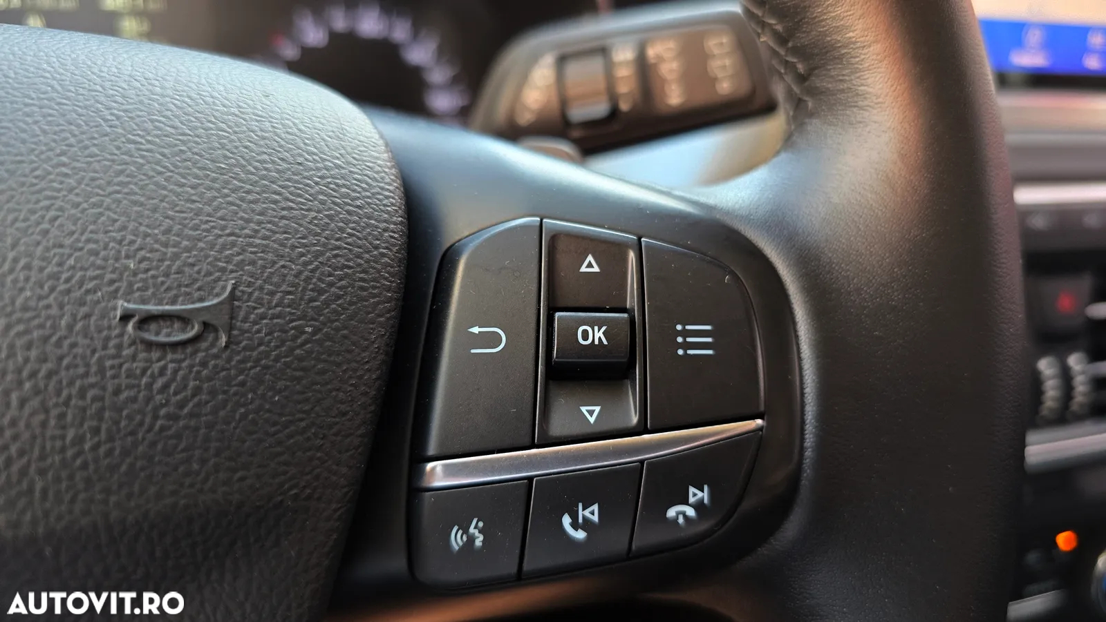 Ford Focus 1.5 EcoBlue Start-Stopp-System Aut. TITANIUM - 25