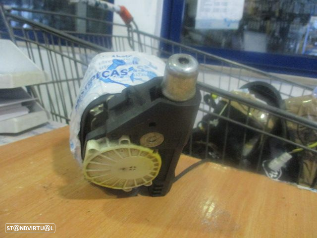 Pre-Tensor 33055854C RENAULT CLIO 3 2006 TD - 4