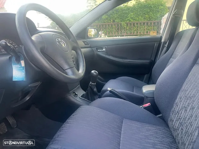 Toyota Corolla 1.4 SE - 14