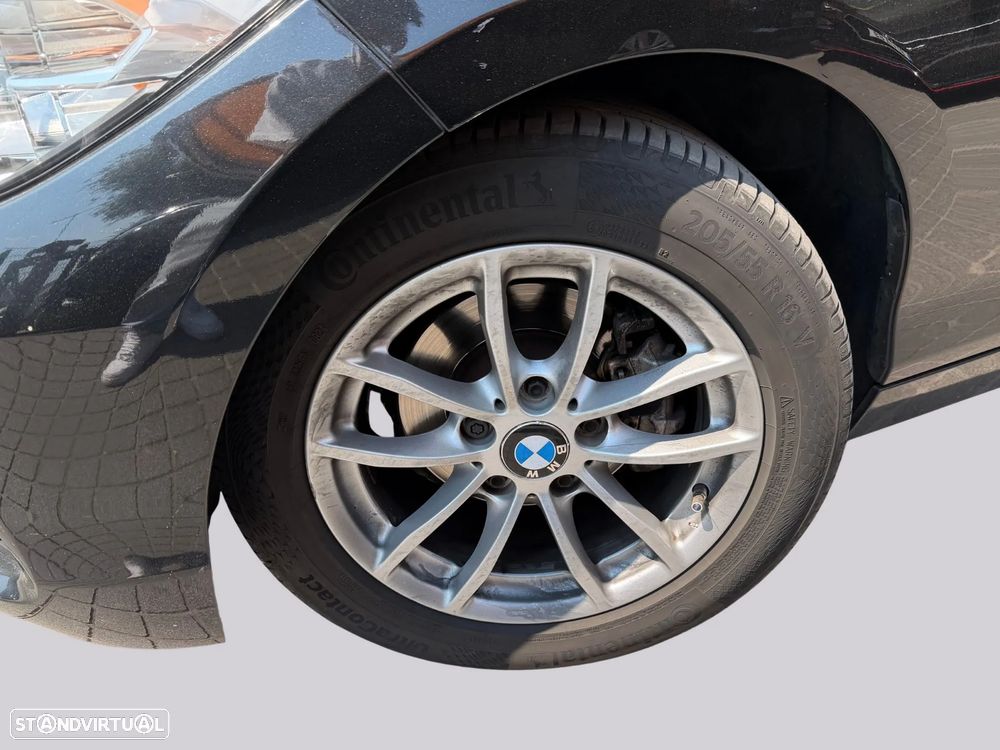 BMW 116 d Aut. Sport Line - 8