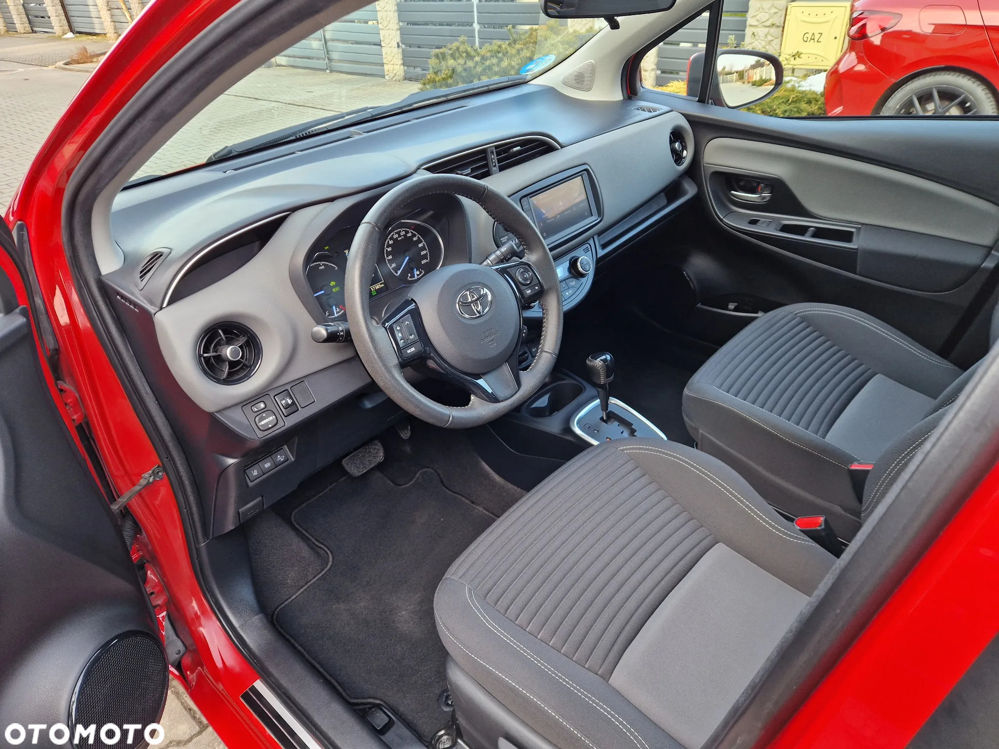 Toyota Yaris Cross Hybrid 1.5 Premiere Edition - 15