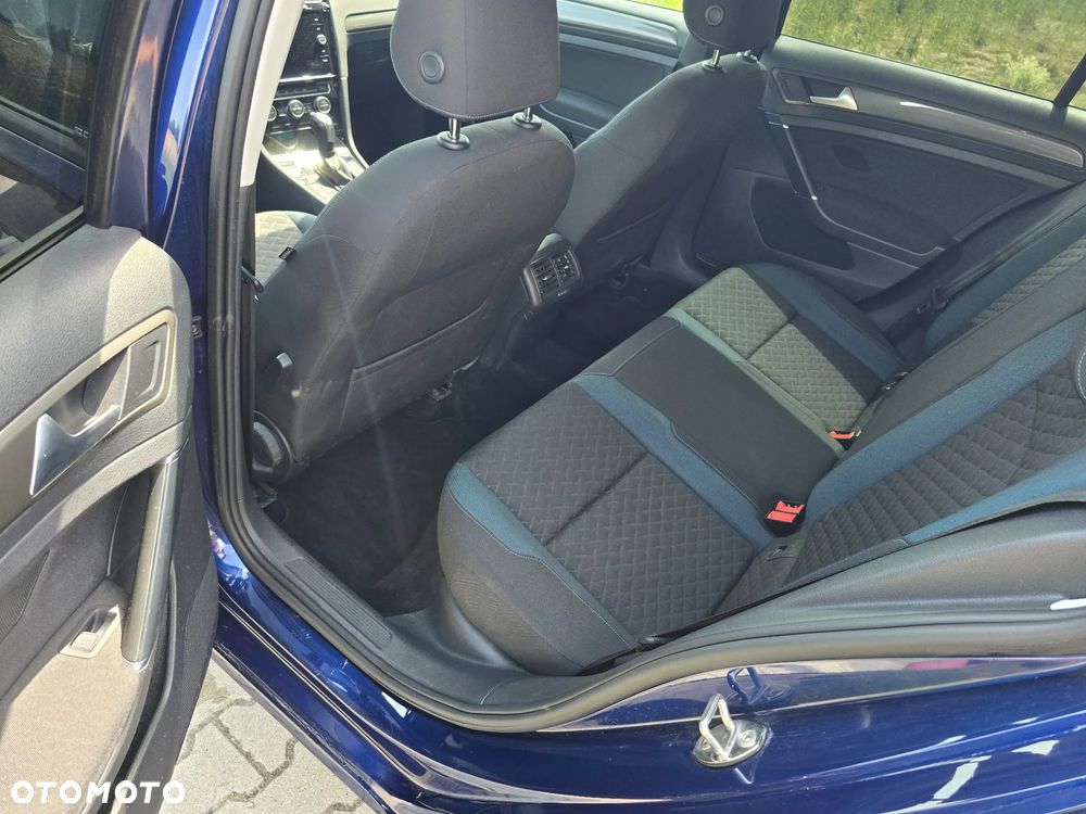 Volkswagen Golf 2.0 TDI SCR DSG IQ.DRIVE - 14