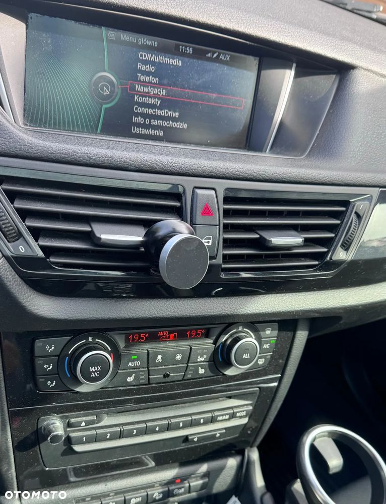 BMW X1 xDrive28i Sport Line - 24