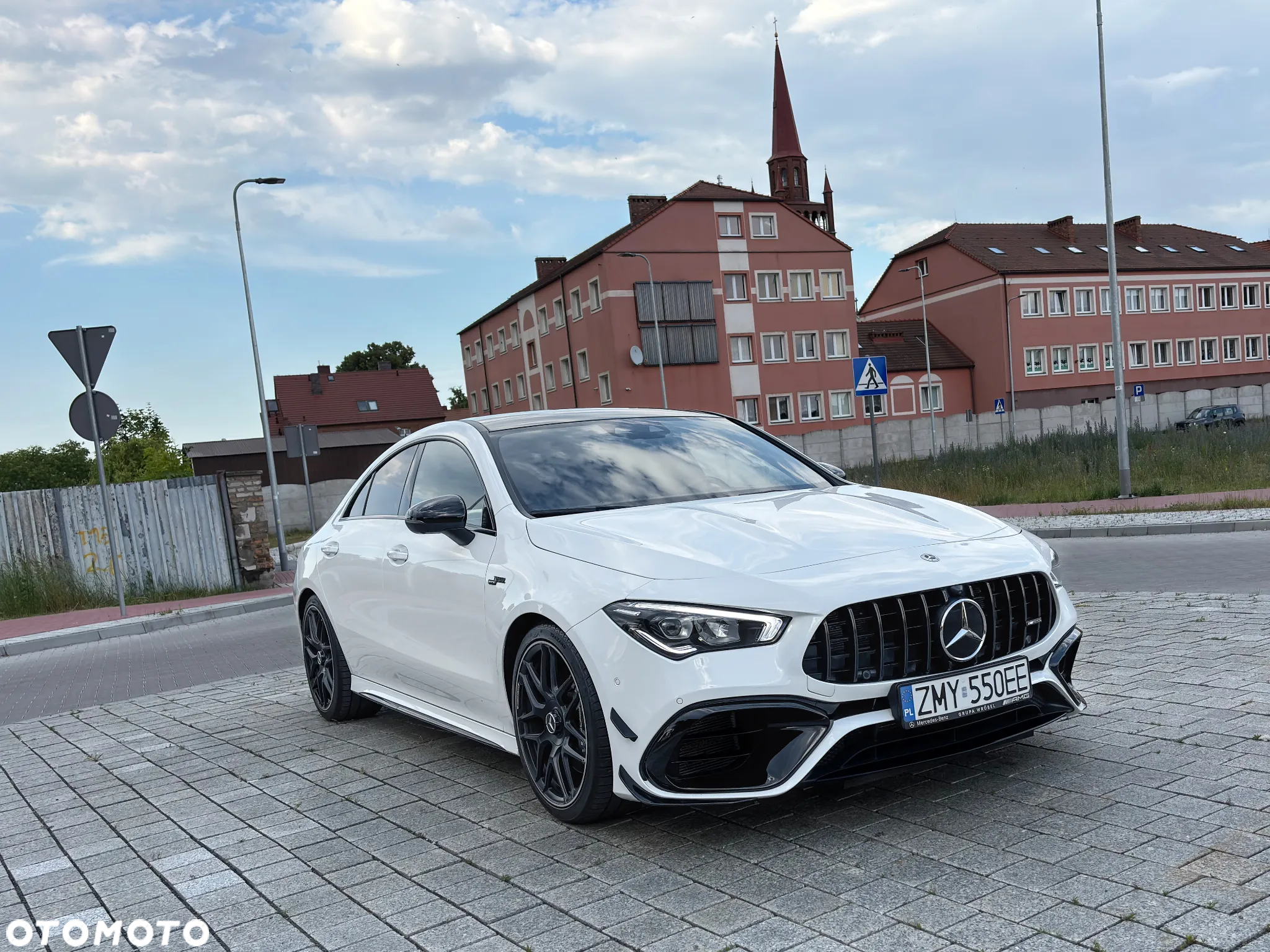 Mercedes-Benz CLA AMG 45 4-Matic 8G-DCT - 2