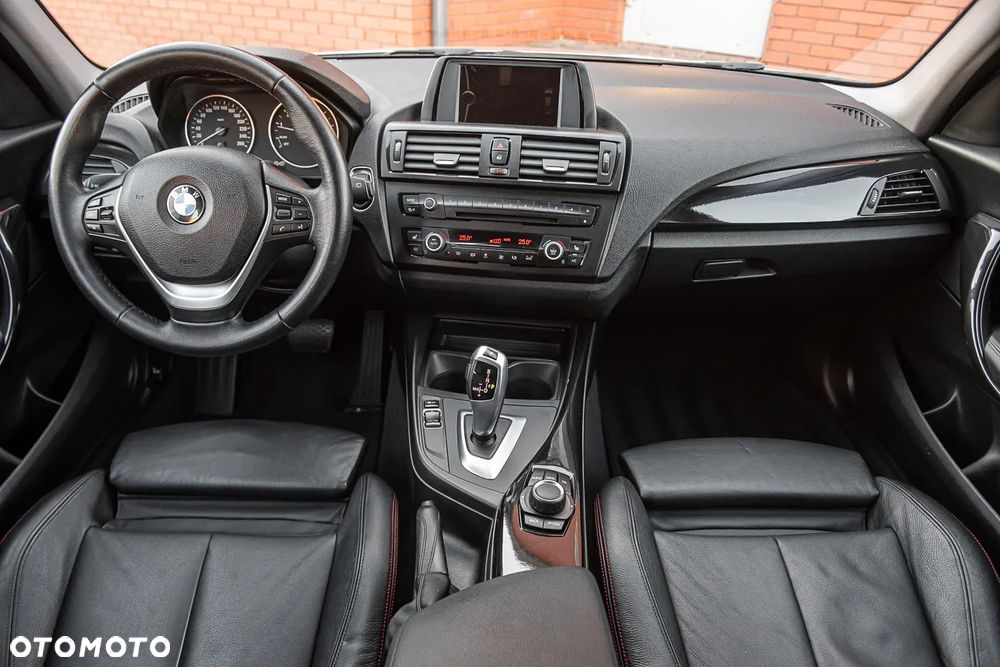 BMW Seria 1 116i Sport Line - 25