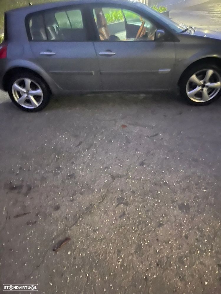 Renault Mégane 1.5 dCi Confort Authentique - 7