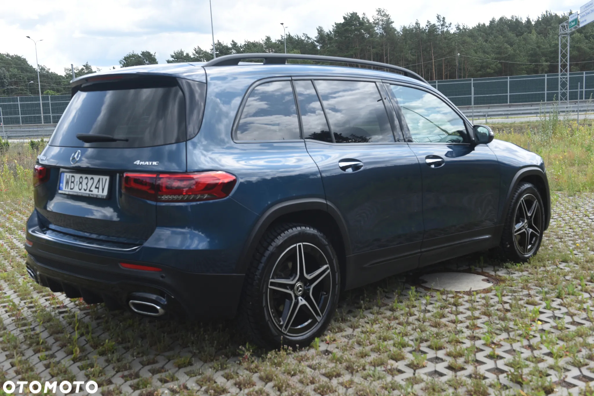 Mercedes-Benz GLB 200 d 4-Matic AMG Line 8G-DCT - 6