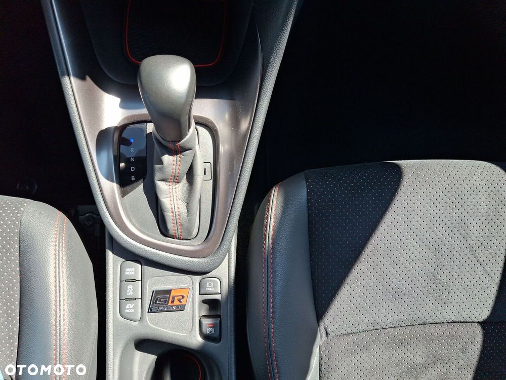 Toyota Yaris - 27