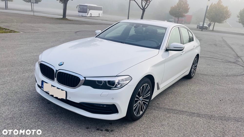 BMW Seria 5 518d - 13