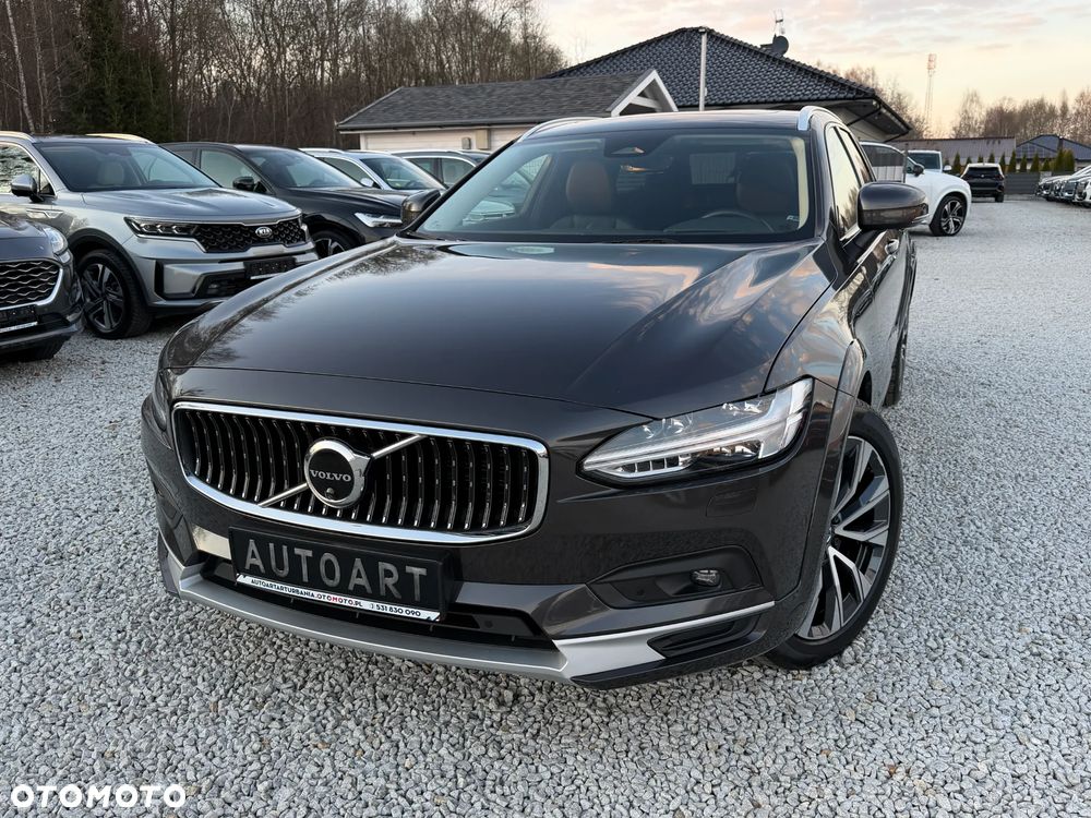 Volvo V90 Cross Country B5 D AWD Ultimate - 3