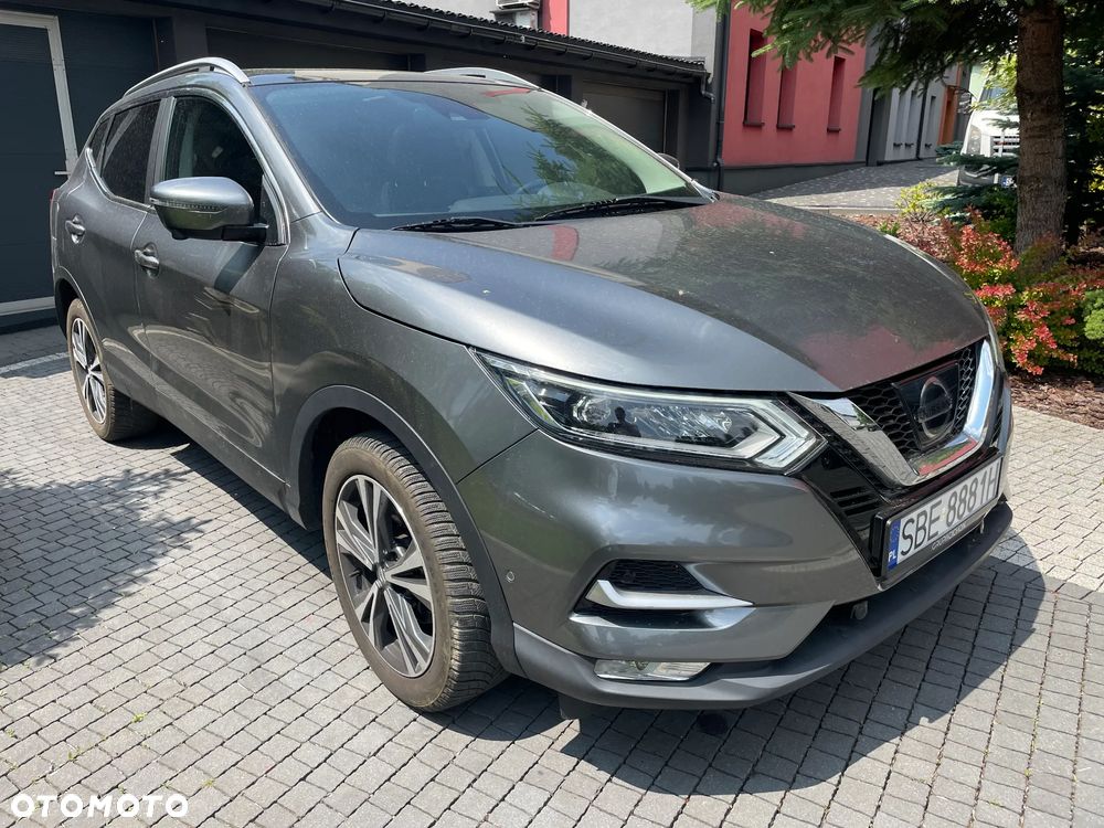 Nissan Qashqai 1.6 DIG-T Tekna - 1