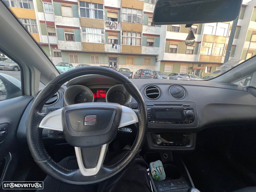 SEAT Ibiza 1.6 TDI 25 Anos DPF - 8