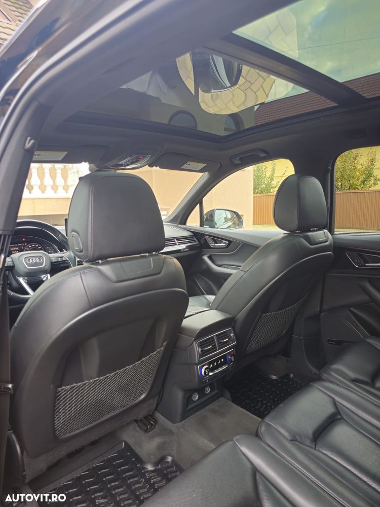 Audi Q7 3.0 TFSI Quattro Tiptronic - 5