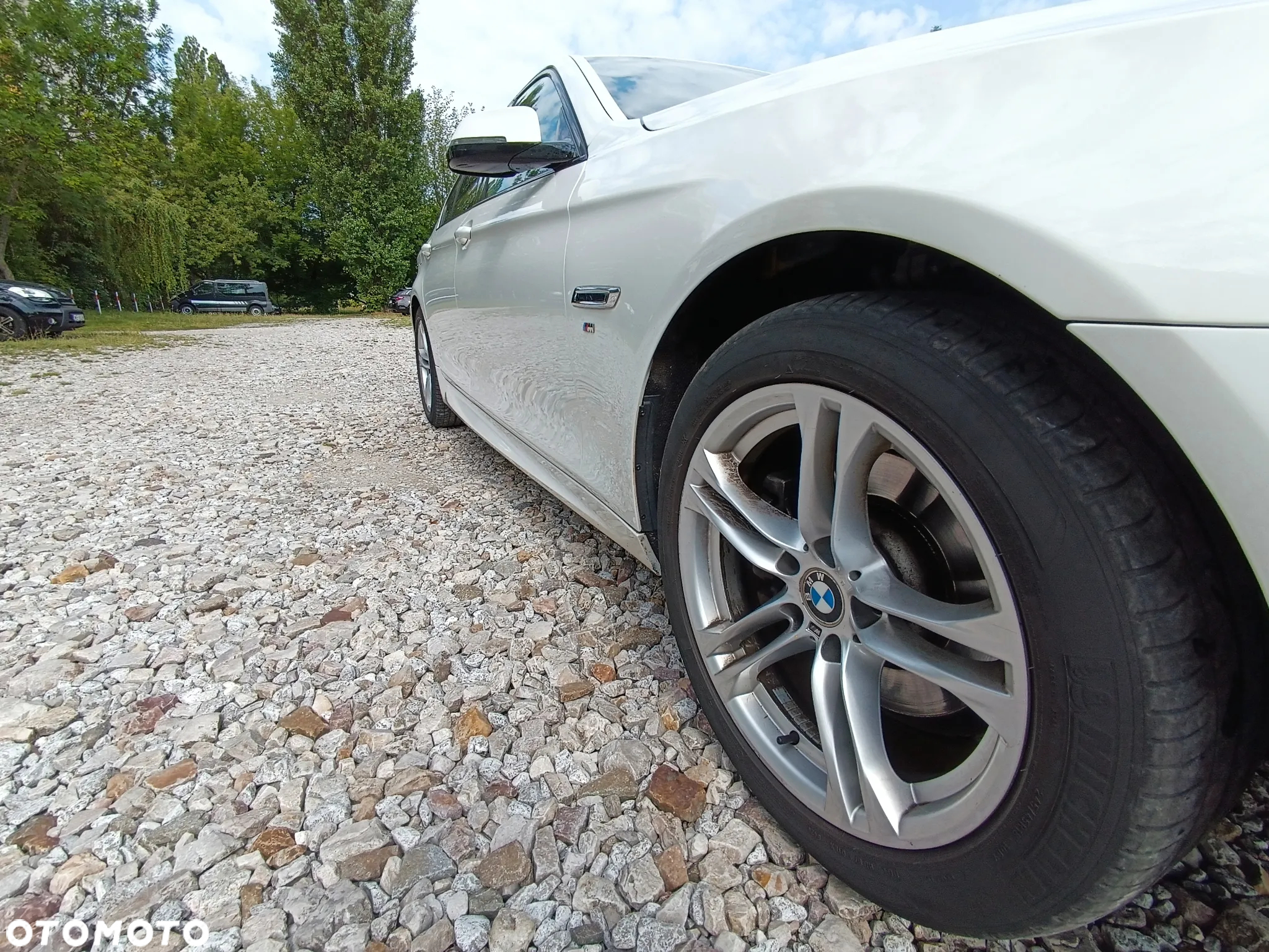 BMW Seria 5 520d xDrive - 16