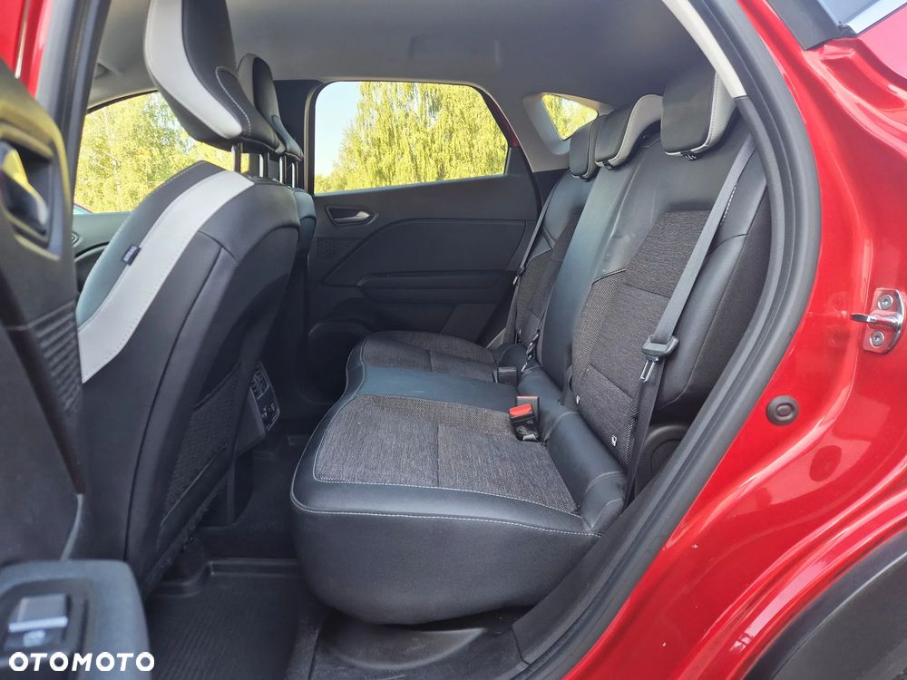 Renault Captur 1.3 TCe mHEV Techno EDC - 13