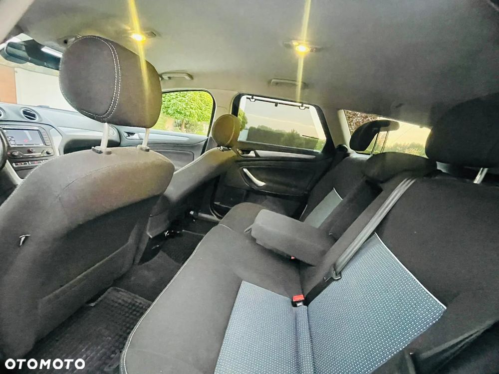 Ford Mondeo 2.0 TDCI Titanium - 8