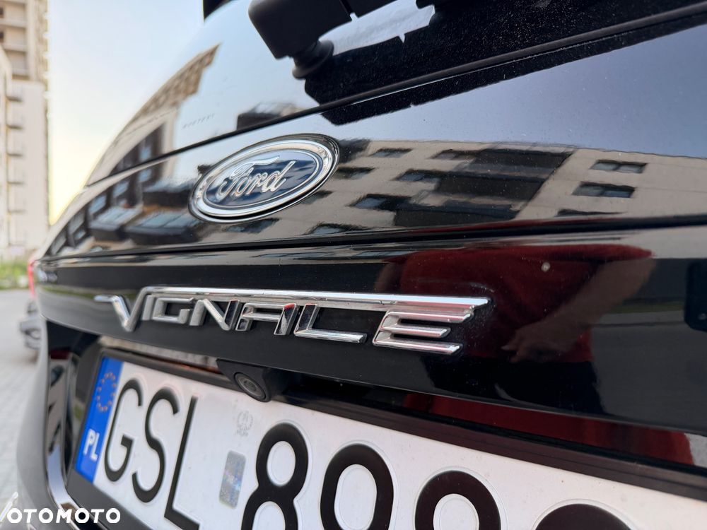 Ford S-Max - 13