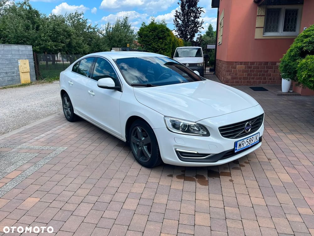 Volvo S60 D4 Geartronic Momentum - 3