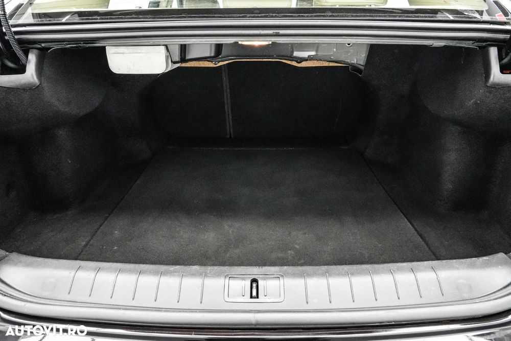 Renault Latitude 2.0 dCi Initiale Aut. - 22