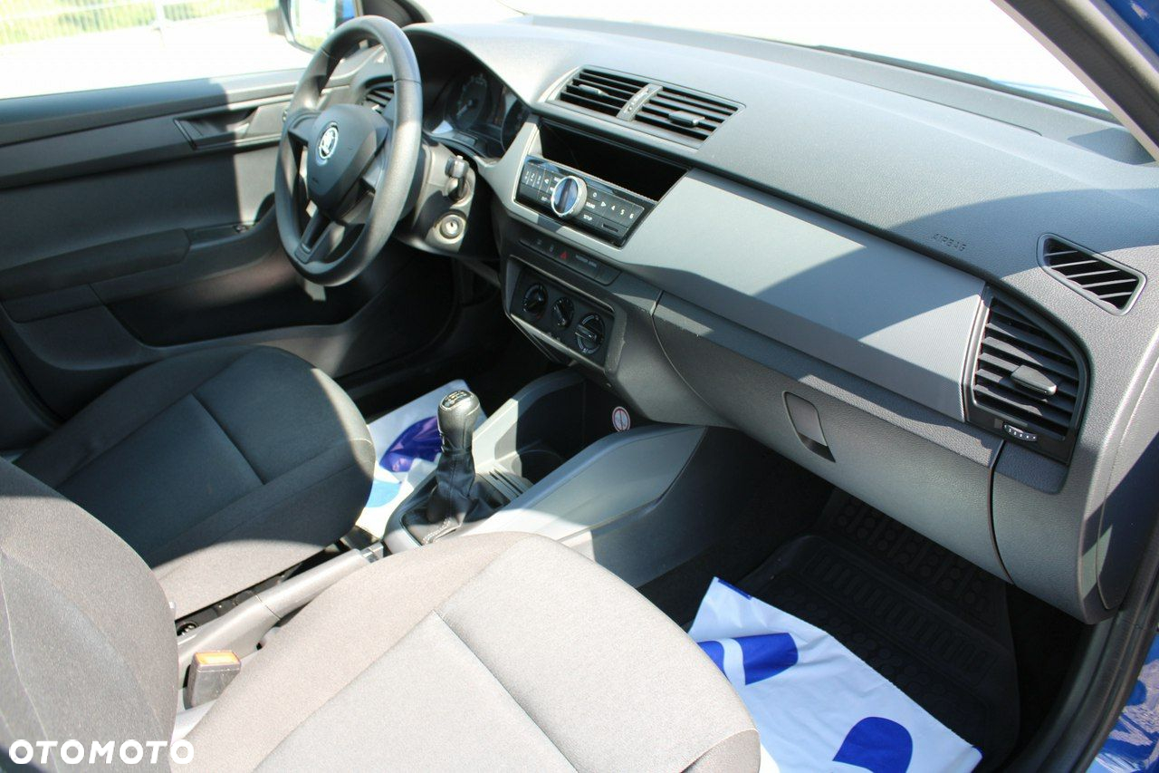 Skoda Fabia - 12