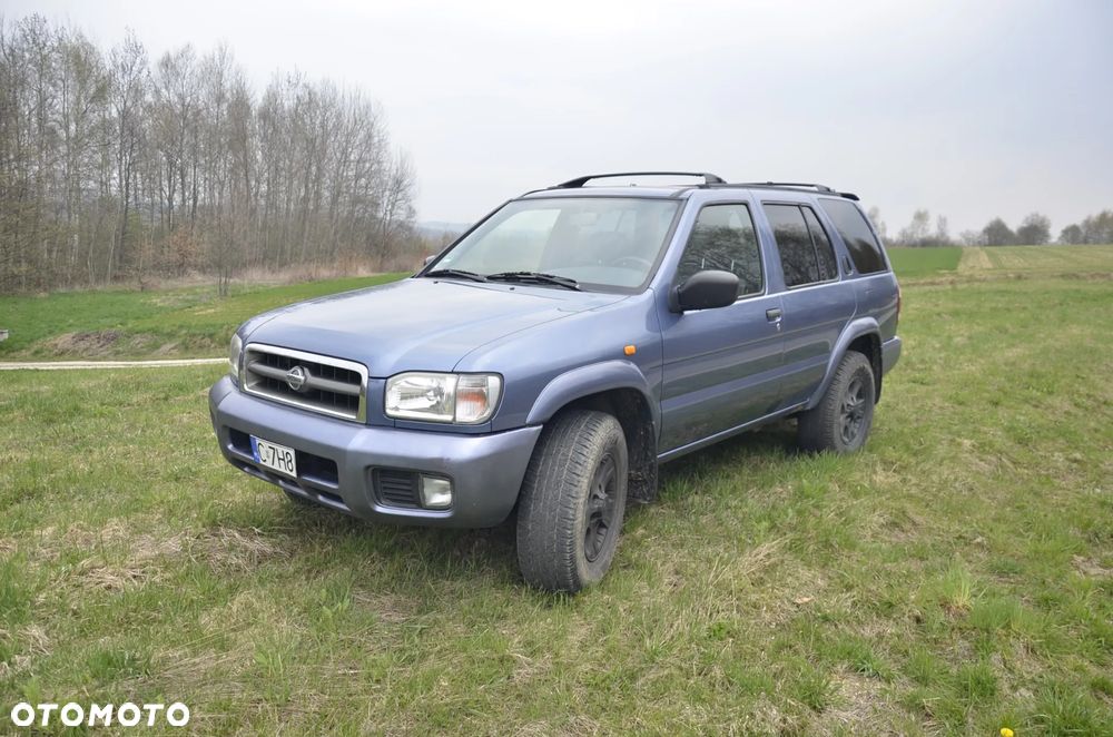 Nissan Pathfinder - 1