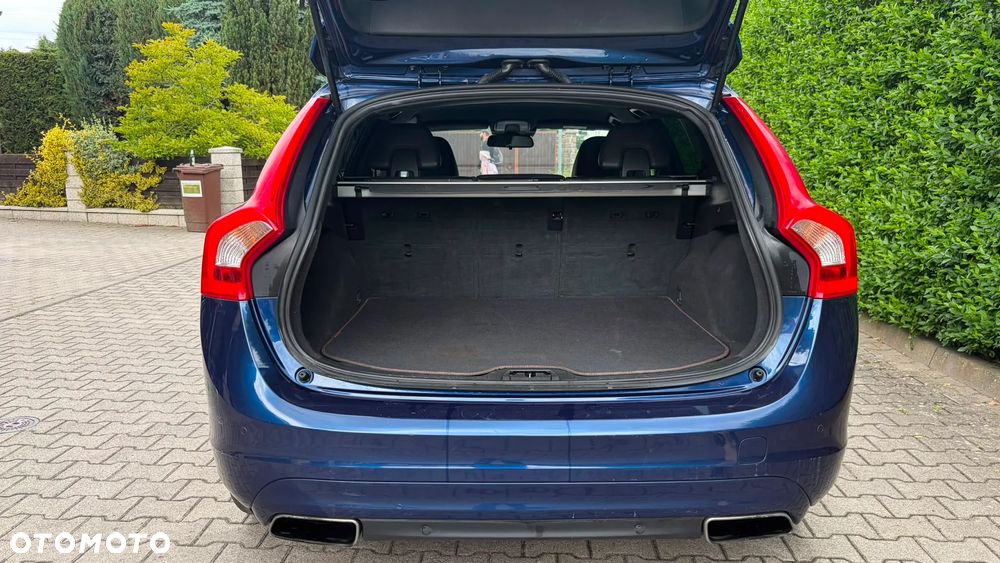 Volvo V60 T5 Drive-E Ocean Race - 9