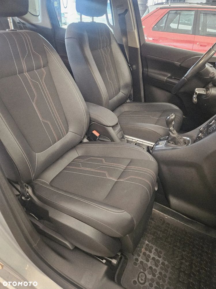 Opel Meriva 1.4 150 Jahre - 4